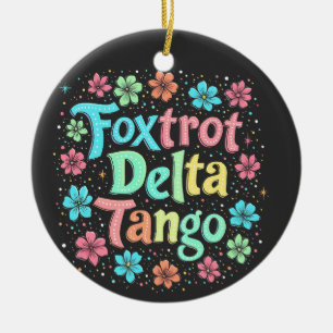 Blumige subtile Anti-Trump-8647 Anti-Maga Keramik Ornament