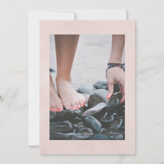 Blush and Charcoole Floral Celebration of Life Einladung (Rückseite)