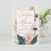 Blush and Navy Botanical Wedding Einladung (Stehend Vorderseite)