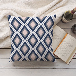 Blush and Navy Diamond Ikat Muster Kissen
