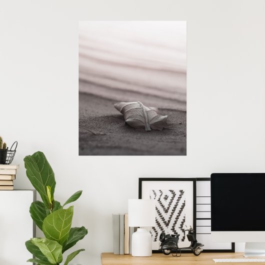 Blush Beach mit Leaf Poster (Heimbüro)