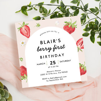 Blush Berry First Birthday Strawberry Square Einladung