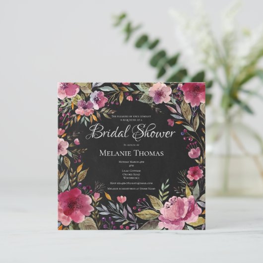 Blush Blumenkhalkboard Bridal Dusche Einladung (Stehend Vorderseite)