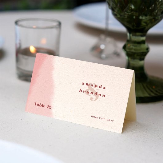 Blush & Bold Script Wedding Guest Names Platzkarte Tischnummer