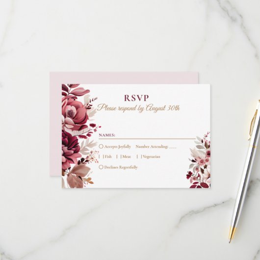 Blush Burgundy Floral Modern Wedding RSVP Karte (Vorderseite/Rückseite Beispiel)