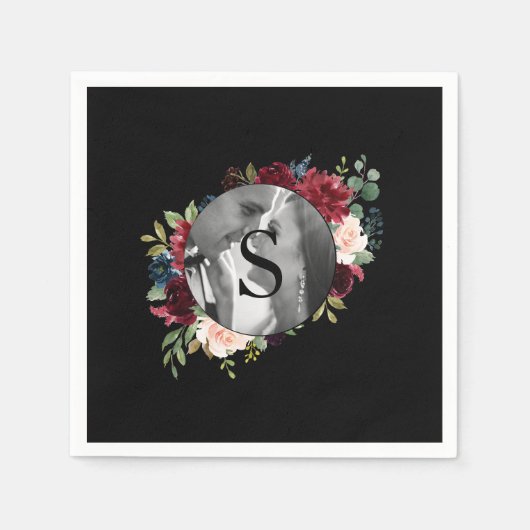 Blush Burgundy Foto Monogram Floral Wedding Serviette (Vorderseite)