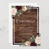 Blush Burgundy Red Floral Rustic Wood Quinceanera Einladung (Vorne/Hinten)