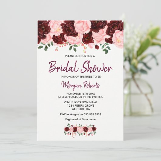 Blush Burgundy Rose Brautparty Script einladen Einladung (Stehend Vorderseite)