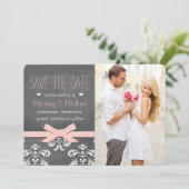 Blush Chalkboard Spitze und Bow Save the Date Card (Stehend Vorderseite)
