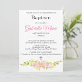 Blush Coral Watercolor Cross Baptism  Einladung (Stehend Vorderseite)