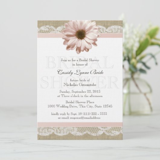 Blush Daisy Country Lace Brautparty Einladung (Stehend Vorderseite)