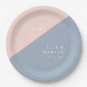 Blush Dusty Blue Moderne elegante Monogram Wedding Pappteller (Vorderseite)