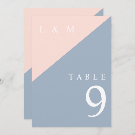Blush Dusty Blue Monogram Wedding Tischnummer (Vorne/Hinten)