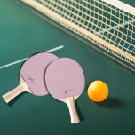 Blush Dusty Rose Pink Moderne Girl Monogram Name Tischtennis Schläger<br><div class="desc">Blush Dusty Rose Pink Moderne Girly Monogram Name Ping Pong Paddle. Ein elegantes Geschenk für einen süßen 16 Geburtstag,  Hochzeit,  Brautparty,  Jubiläum,  Babydusche oder Junggeselinnen-Abschied Geschenk für jemanden,  der Lieben glamourösen Luxus und schicke Stile. Es ist ein lustiges Geburtstagsgeschenk für sie.</div>