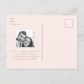 Blush Elegance Wedding Save the Date Ankündigungspostkarte (Rückseite)