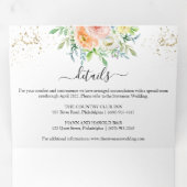 Blush Floral and gold Wedding Dreifach Gefaltete Einladung (Innen Erste Seite)