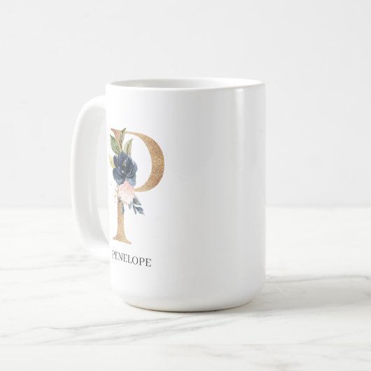 Blush Floral Monogram Letter "P" Personalisiert Kaffeetasse (Vorderseite Links)