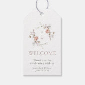 Blush Floral Monogram Wedding Welcome Geschenkanhänger (Vorderseite)