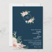 Blush Floral Navy Monogram Foto Hochzeit Einladung (Vorderseite)