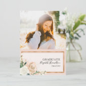 Blush Floral & Rose Gold Foto Grad Ankündigung (Stehend Vorderseite)