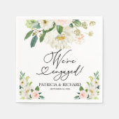 Blush Floral Wir sind Verlobte Engagement Party Serviette (Vorderseite)