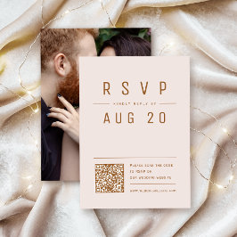 Blush Gold Modern Chic Einfache Typografie QR-Code RSVP Karte