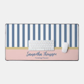 Blush Gold & Navy Stripter Name und Beruf Schreibtischunterlage (Tastatur & Maus)