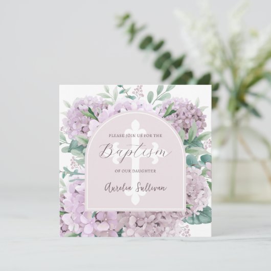 Blush Hydrangea Arch Taufe Einladung (Stehend Vorderseite)