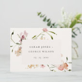 Blush Meadow Watercolor Bloral Wedding Platzkarte (Stehend Vorderseite)