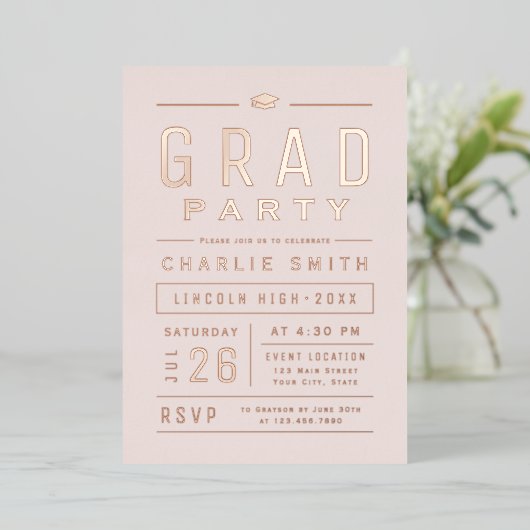 Blush Modern Simple Typografy Graduation Party Folieneinladung (Stehend vorne)