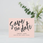 Blush Modern Wedding Calligraphy Save the Date Ankündigungspostkarte (Stehend Vorderseite)