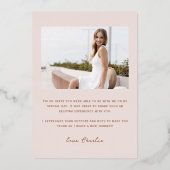 Blush Moderne Typografie 4 Foto Grad Vielen Dank Folieneinladung (Rückseite)