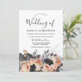 Blush Peach Blume Elegante Hochzeit Einladung (Stehend Vorderseite)