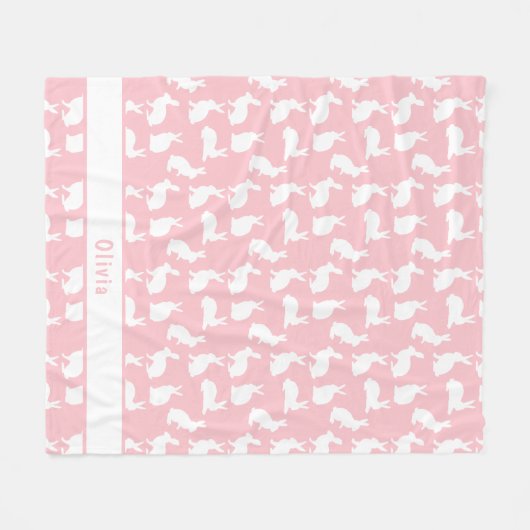 Blush Pink And White Bunny Pattern With Name Fleecedecke (Vorderseite (Horizontal))