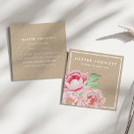 Blush Pink Antiquitätenpeony | Kraft Quadratische Visitenkarte<br><div class="desc">Elegante florale Visitenkarten in einzigartiger quadratischer Form verfügen über eine Reihe von blütenrosa Aquarellbeinen, die auf einer authentischen braunen Kraftpapier-Visitenkarte mit weißer Tinte gedruckt sind. Personalisieren Sie die Vorderseite mit Ihrem Namen, Firmennamen oder Firmentitel, und fügen Sie Ihre vollständigen Kontaktinformationen auf der Rückseite hinzu. Ideal für Hochzeitsplaner, Veranstaltungsplaner, besondere Anlass-Profis...</div>