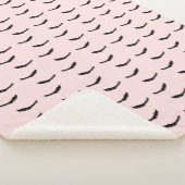 Blush Pink Black Eyelashes Sherpadecke (3/4)
