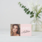 Blush Pink Black Script Photo Lashes Studio Visitenkarte (Stehend Vorderseite)