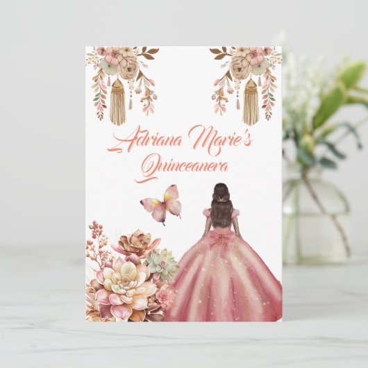 Blush Pink Boho Quinceanera Einladung (Stehend Vorderseite)