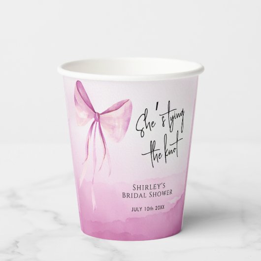 Blush Pink Bow Sie bindet das Brautparty des Knote Pappbecher (Rückseite)