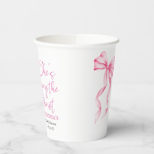 Blush Pink Bow Sie bindet das Brautparty des Knote Pappbecher (Links)
