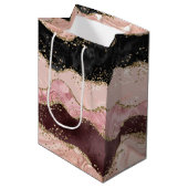 Blush Pink Burgundi Gold Black Glitzer Mittlere Geschenktüte (Vorderseite Schrägansicht)