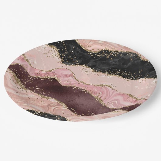 Blush Pink Burgundi Gold Black Glitzer Pappteller (Schrägansicht)