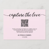 Blush Pink Capture the Liebe QR Code Hochzeitskode Begleitkarte (Vorderseite)