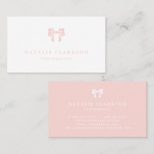 Blush Pink Chic Hübsch Bow Minimalistisch Visitenkarte (Vorne/Hinten)