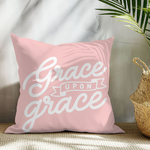 Blush Pink Christian Gnade auf Gnade Kissen