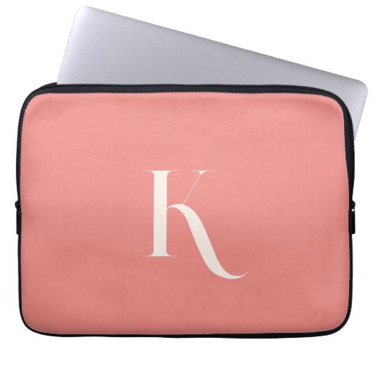 Blush Pink Clean Simple Monogram Initial Name Laptopschutzhülle (Vorderseite)
