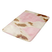 Blush Pink Creme White Gold Cowhide Badematte (Schrägansicht)
