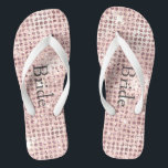 Blush Pink Diamond gepolstertes Glam Wedding Bride Badesandalen<br><div class="desc">Personalisieren Sie diese rot rosa Diamant gekleideten Glam und trendige Brautflip Flops. Wir haben sie auch in Trauzeugin und Bridesmaid.</div>