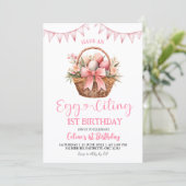 Blush Pink Eggciting Birthday Einladung (Stehend Vorderseite)