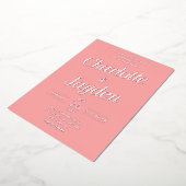 Blush Pink Elegant Foil Script Foto Hochzeit Folieneinladung (Gedreht)